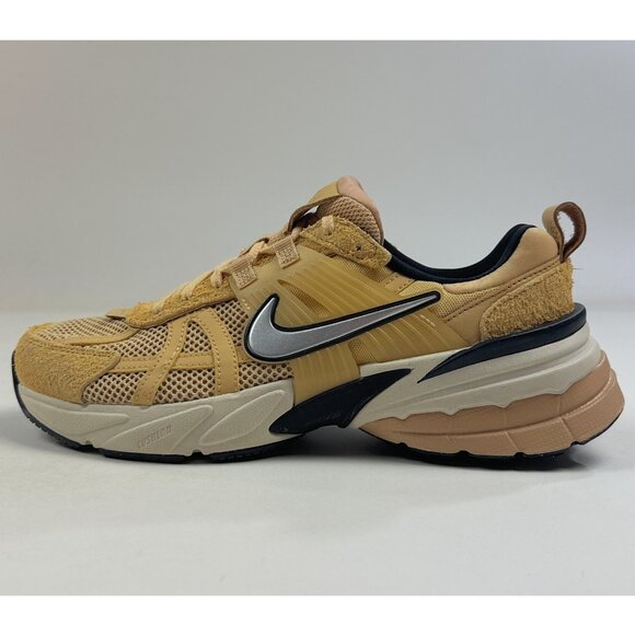 Nike V2K Run Womens 11 Sesame Brown Shoes Sneakers Running Athletic FN6703-200 - Picture 6 of 9